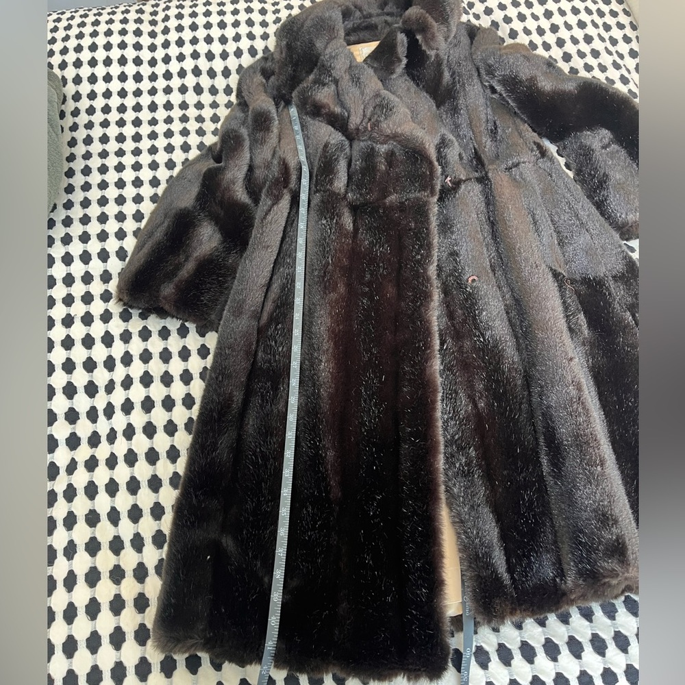 Vintage, Mid-length Mink - Picture 16 of 16